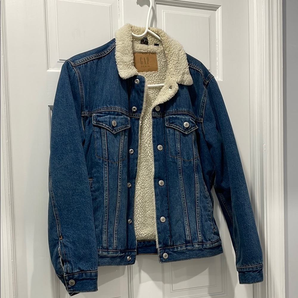 GAP Jean Jacket with Sherpa Lining Sz S